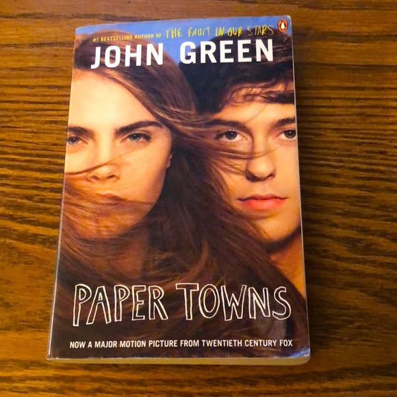 Paper Towns Novel - Picture 1 of 4